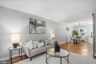 2801 16th Rd S in Arlington, VA - Building Photo - Building Photo