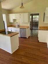 6840 Sunny Brook Ln NE in Sandy Springs, GA - Building Photo - Building Photo