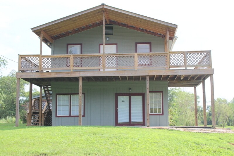 6300-C GA-136 in Chickamauga, GA - Building Photo