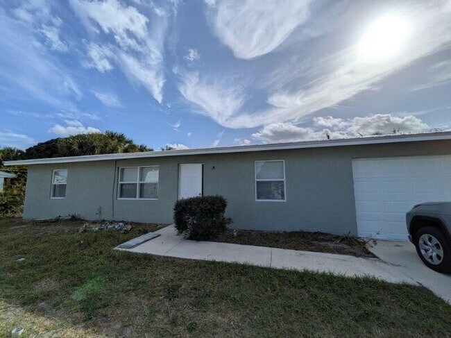 property at 820 SE 5th St