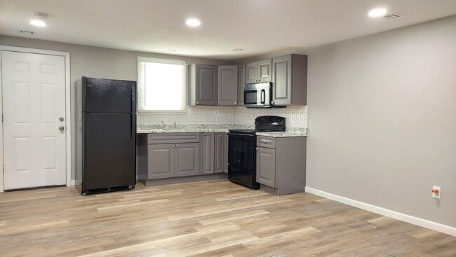 510 E Washington St in Pittsburg, KS - Building Photo - Building Photo