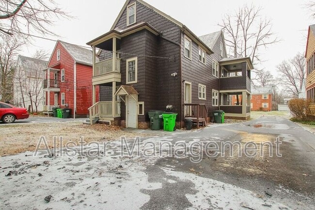 1533 Genesee Rd in South Euclid, OH - Building Photo - Building Photo