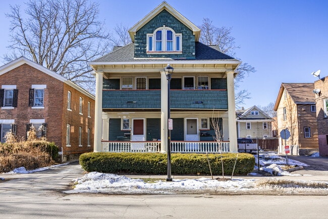 property at 3 Sumner Park