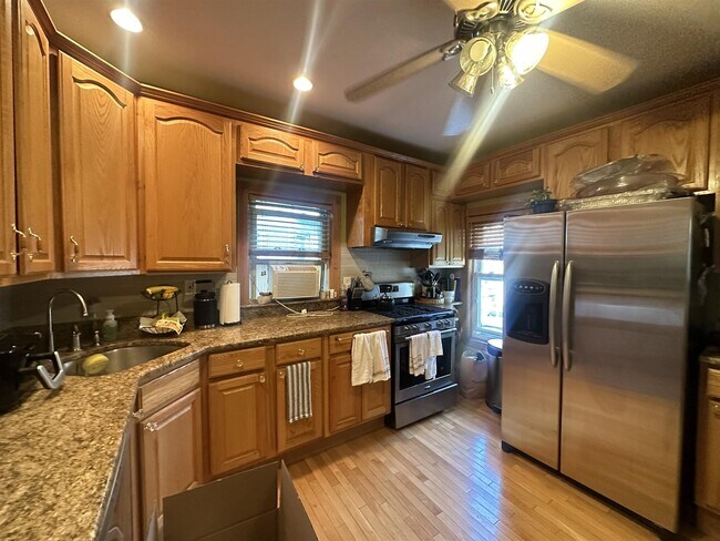 82 Wheatland St, Unit 2