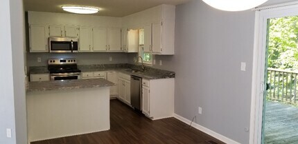 3 Chanter Ct in Durham, NC - Building Photo - Building Photo