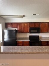 5300 Indian River Dr in Las Vegas, NV - Building Photo - Building Photo