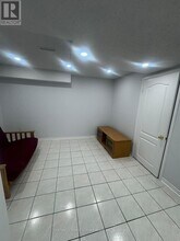 3 Chapparal Dr in Brampton, ON - Building Photo - Building Photo