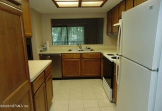 218 Cranes Lake Dr in Palm Valley, FL - Building Photo - Building Photo