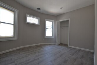 37 Long Ave, Unit 2 in Boston, MA - Building Photo - Building Photo