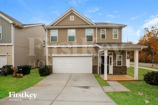 9337 Sloan Forest Dr in Charlotte, NC - Building Photo