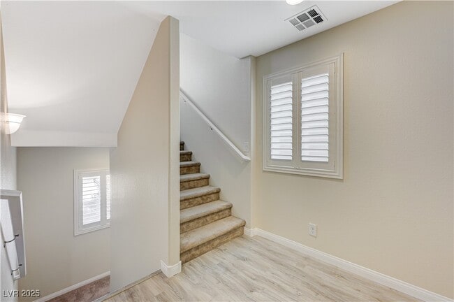 7256 Sterling Rock Ave