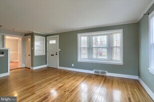 1291 Letchworth Rd in Camp Hill, PA - Building Photo