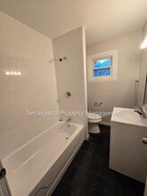 321-323 S 5th St in Millville, NJ - Foto de edificio - Building Photo