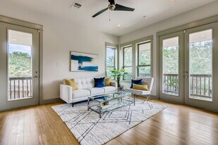 2709 E 13th St in Austin, TX - Building Photo