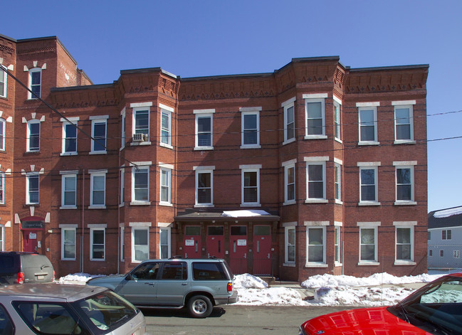 186-190 West St in Holyoke, MA - Building Photo - Building Photo