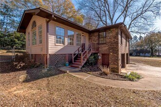 905 Tanglewood Trail in Woodstock, GA - Building Photo - Building Photo