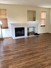 1860 Fescue Dr in Aurora, IL - Building Photo - Building Photo