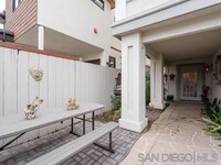 620 9th St in Coronado, CA - Building Photo - Building Photo