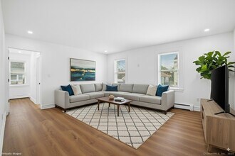 65 Gem Ave in Bridgeport, CT - Building Photo - Building Photo