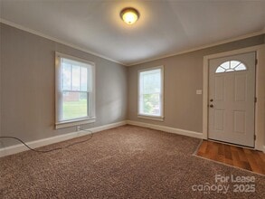 816 S Ridge Ave in Kannapolis, NC - Building Photo - Building Photo