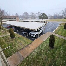 39499 Harrison Bay Ct in Harrison Township, MI - Building Photo - Building Photo