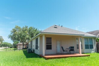 1316 Varese Dr in Pearland, TX - Building Photo - Building Photo