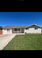 274 W Spruce Ln in Snowflake, AZ - Building Photo
