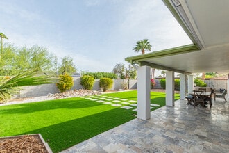 2542 E Cochise Rd in Phoenix, AZ - Building Photo - Building Photo