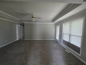 129 Wildflower Ln in West Columbia, SC - Building Photo - Building Photo