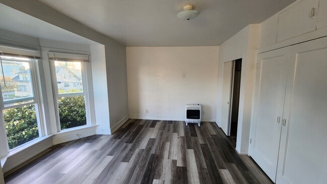 property at 815 G St