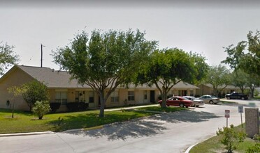 201 Morning Glory St in Rio Hondo, TX - Foto de edificio - Building Photo