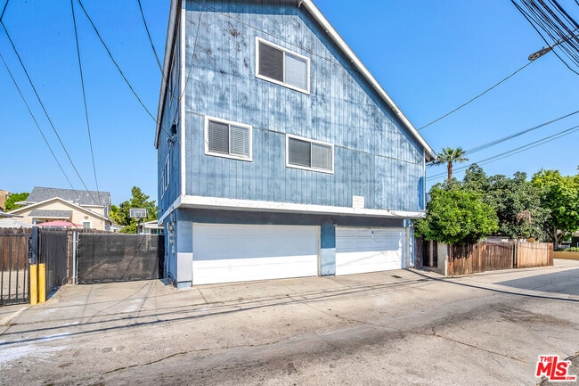 property at 7343 Comstock Ave