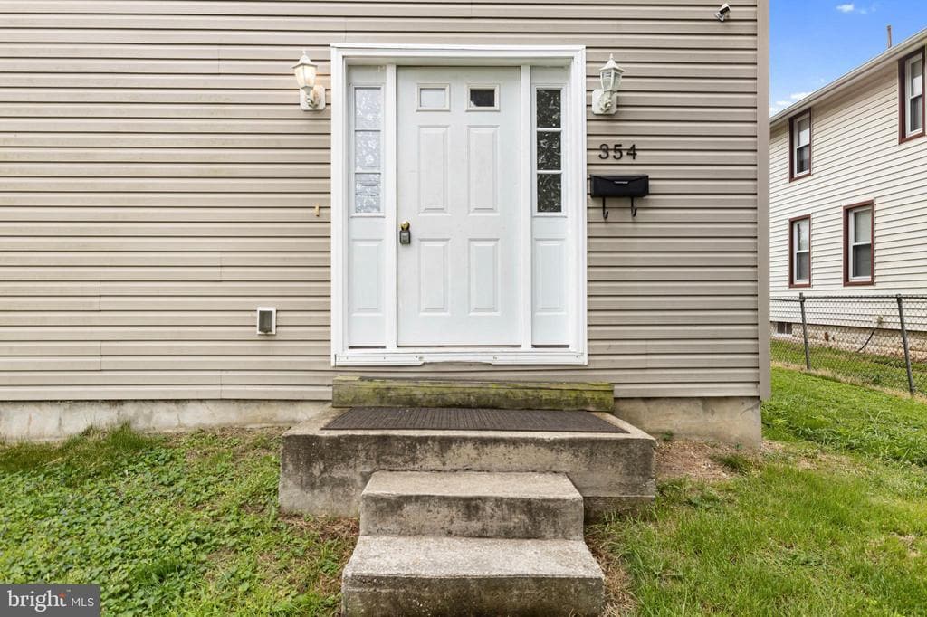 354 W Main St in Elkton, MD - Building Photo