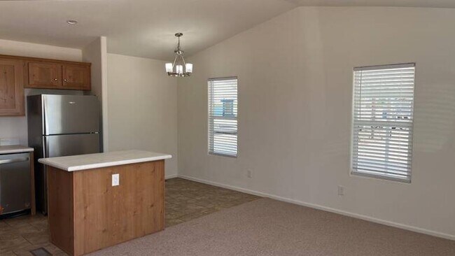 1409 N French St in Casa Grande, AZ - Building Photo - Building Photo