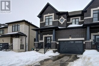 26 Frederica Cres in Wasaga Beach, ON - Building Photo - Building Photo