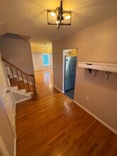 9217 Burke Rd in Burke, VA - Building Photo - Building Photo