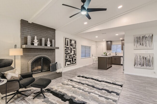 property at 3005 Edgedale Dr