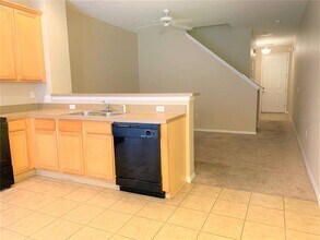 5311 Paradise Cay Cir in Kissimmee, FL - Building Photo - Building Photo