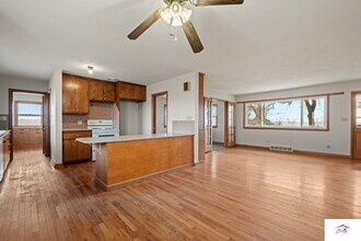 12217 144th St in Louisville, NE - Building Photo - Building Photo