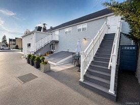 2757 Long Beach Rd in Oceanside, NY - Building Photo