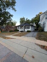 8307 Washington St in St. Louis, MO - Building Photo