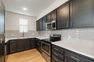 Solaire in Temecula, CA - Building Photo - Interior Photo