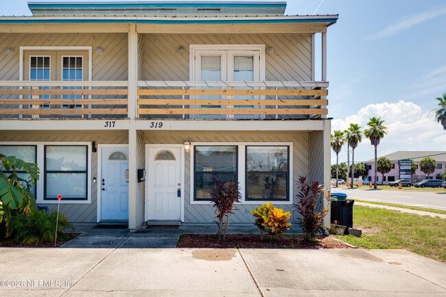 property at 319 Oak St