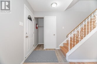961-961 Francis Rd in Burlington, ON - Building Photo - Building Photo