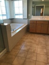 80 Pinheiro Cir in Novato, CA - Building Photo - Building Photo