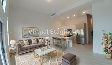 813 NW 45th Terrace in Plantation, FL - Building Photo - Building Photo