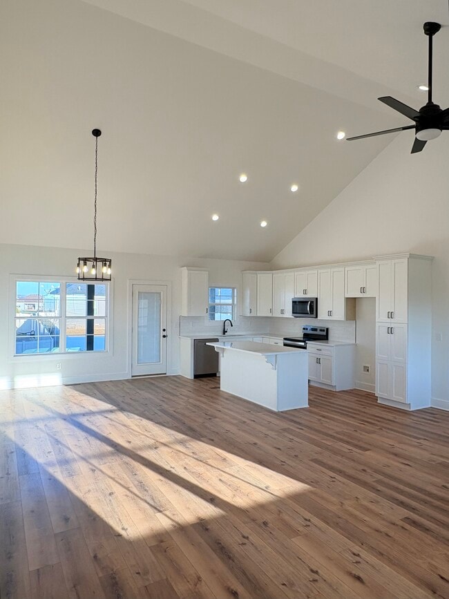 5380 Freesia Ln in Bowling Green, KY - Building Photo - Building Photo