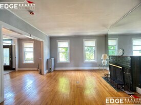 24 Leamington Rd in Boston, MA - Building Photo