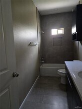 10 Sahara St in Edinburg, TX - Building Photo - Building Photo