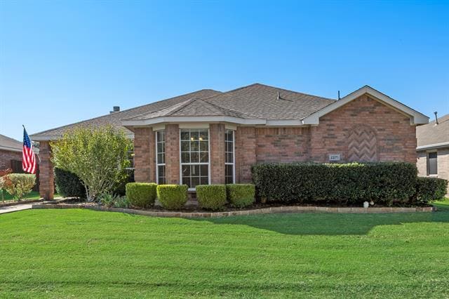 property at 2271 Fieldcrest Dr